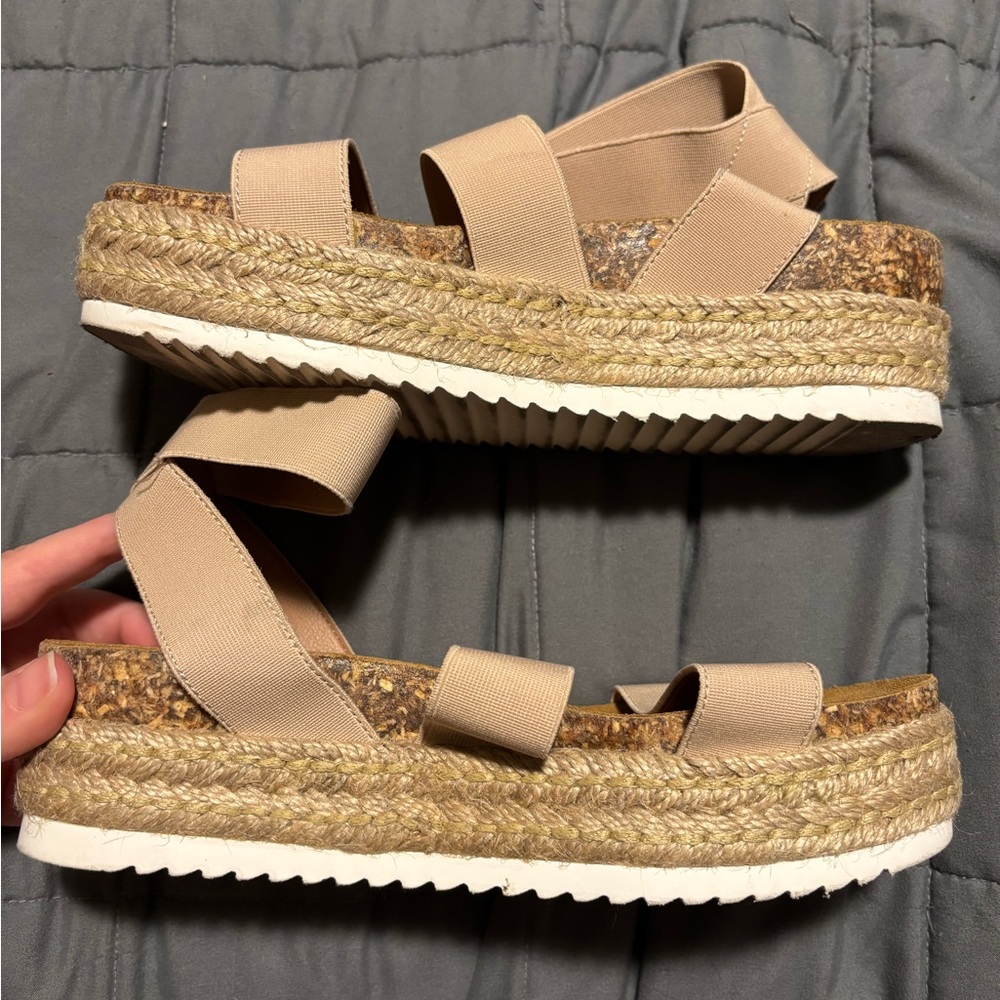 STEVE MADDEN Women's Kimmie Tan Strappy Platform Sandals Size 9 - Picture 6 of 8